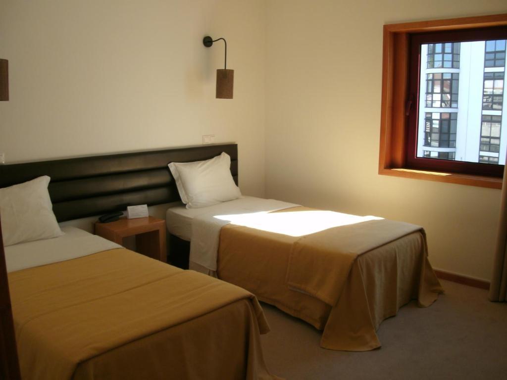 سانتو تيرسو Santo Thyrso Hotel الغرفة الصورة