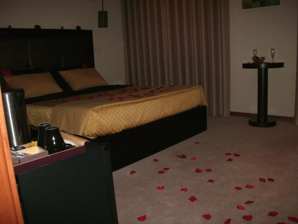 سانتو تيرسو Santo Thyrso Hotel الغرفة الصورة